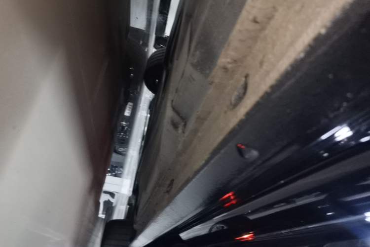 Used Volkswagen Passat 2019 380TSI Luxury Edition China VI Standard Right Side Sill