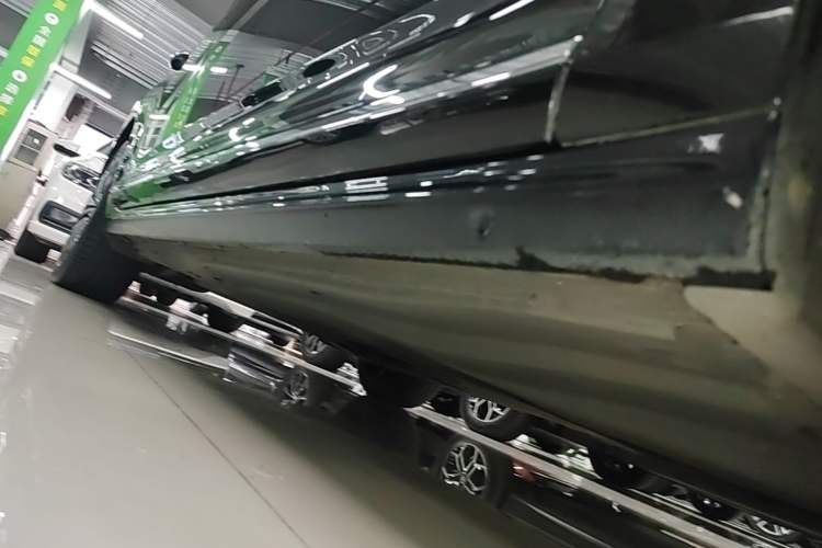 Used Volkswagen Passat 2019 330TSI Prestige Edition China VI Standard Right Side Sill