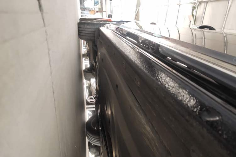 Used Volkswagen Passat 2019 330TSI Elite Edition China VI Right Side Sill