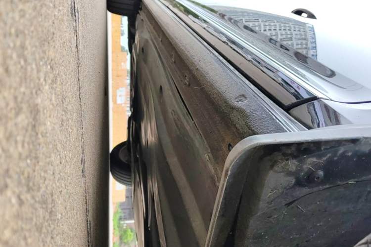Used Volkswagen Passat 2019 330TSI Elite Edition China VI Right Side Sill