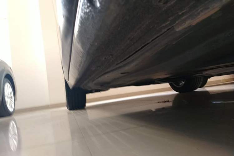 Used Volkswagen Passat 2019 330TSI Elite Edition China VI Right Side Sill