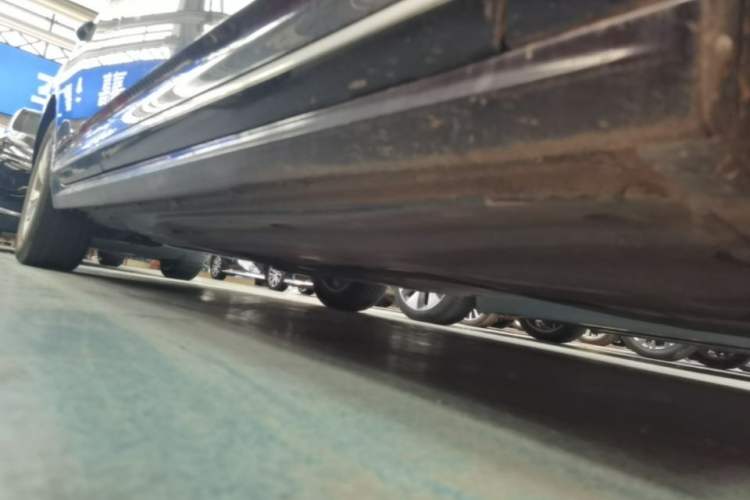 Used Volkswagen Passat 2019 280TSI Business Edition China VI Right Side Sill