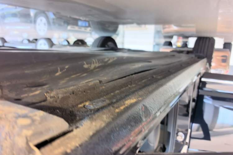 Used Volkswagen Passat 2019 330TSI Luxury Edition China VI Standard Right Side Sill