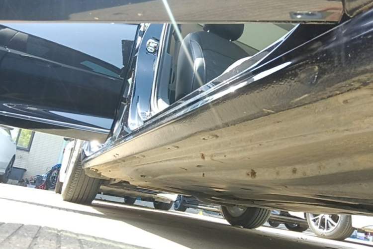Used Volkswagen Passat 2019 330TSI Elite Edition China VI Right Side Sill