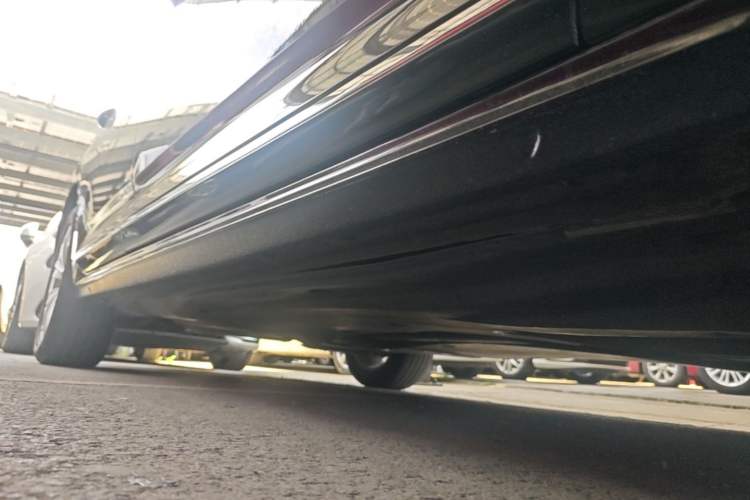 Used Volkswagen Passat 2019 330TSI Elite Edition China V Standard Right Side Sill