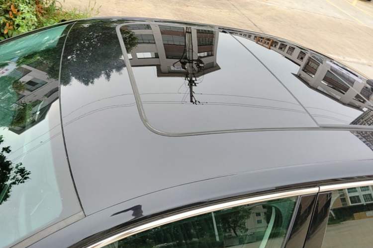 Used Volkswagen Passat 2019 330TSI Elite Edition China VI Roof