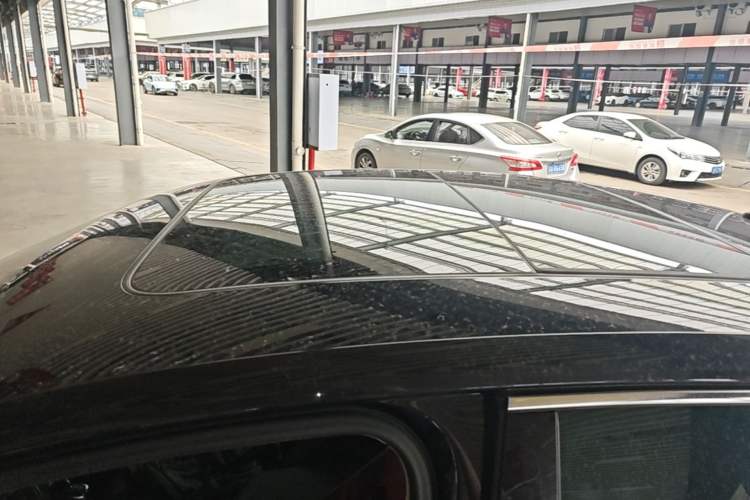 Used Volkswagen Passat 2019 330TSI Elite Edition China VI Roof