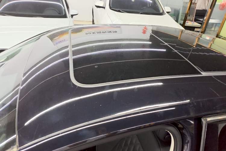 Used Volkswagen Passat 2019 330TSI Luxury Edition China VI Standard Roof
