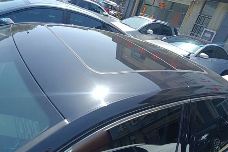 Used Volkswagen Passat 2019 330TSI Elite Edition China VI Roof