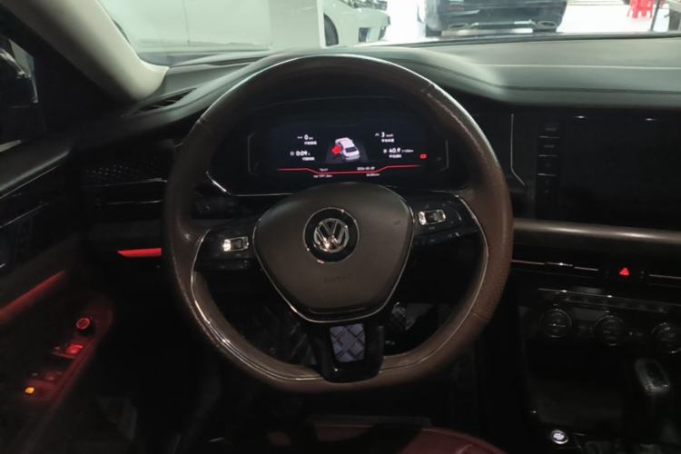 Used Volkswagen Passat 2019 380TSI Prestige Edition China VI Standard Steering Wheel