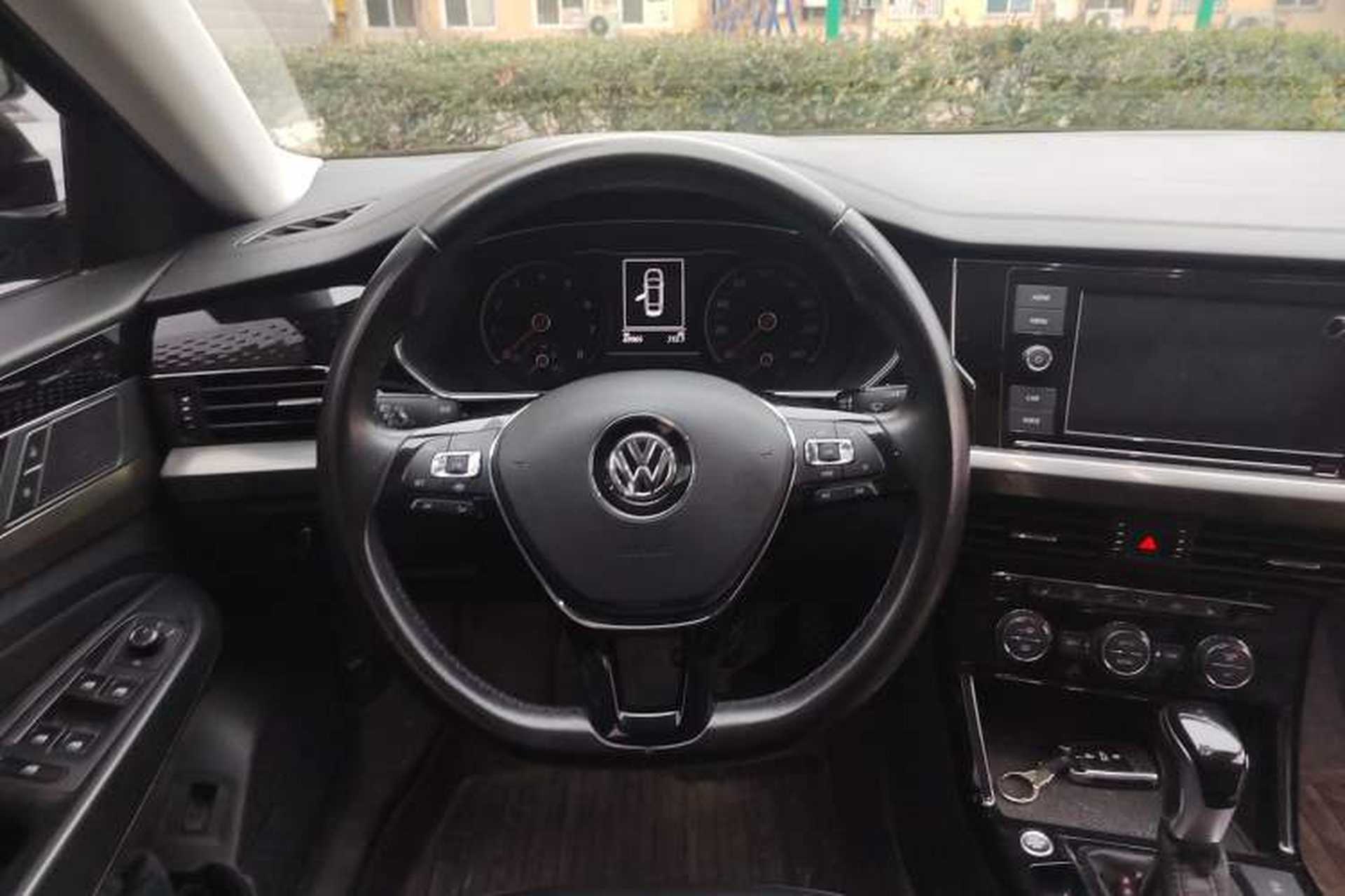 Used Volkswagen Passat 2019 330TSI Elite Edition China VI Steering Wheel