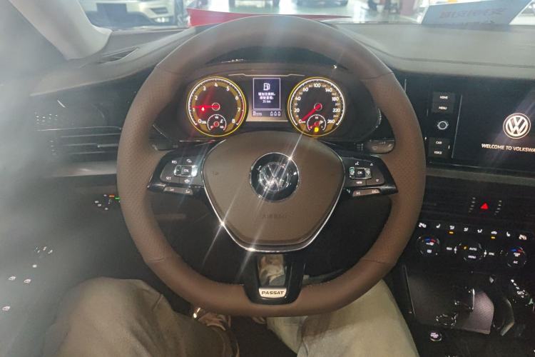 Used Volkswagen Passat 2019 330TSI Elite Edition China V Standard Steering Wheel
