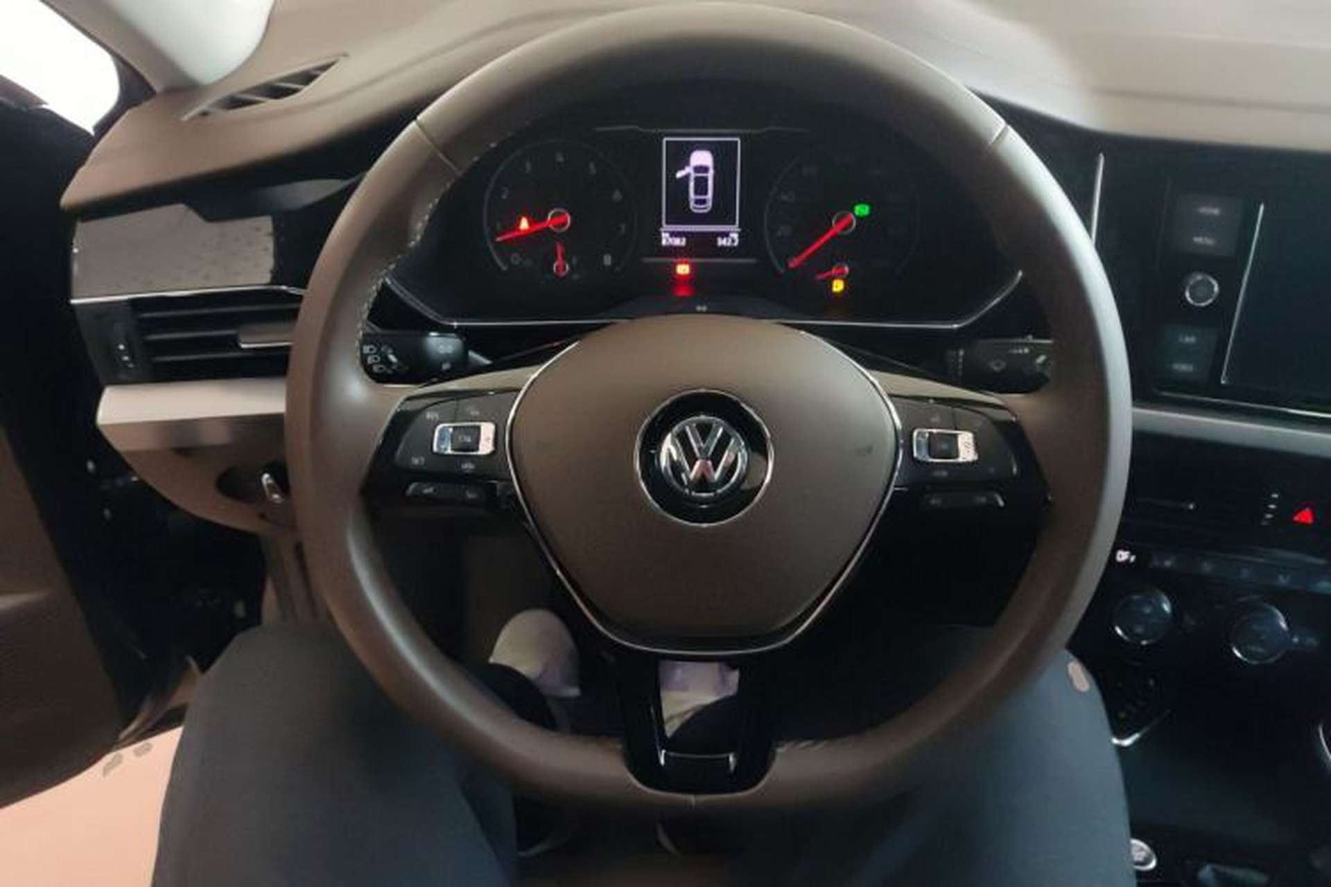 Used Volkswagen Passat 2019 330TSI Elite Edition China V Standard Steering Wheel