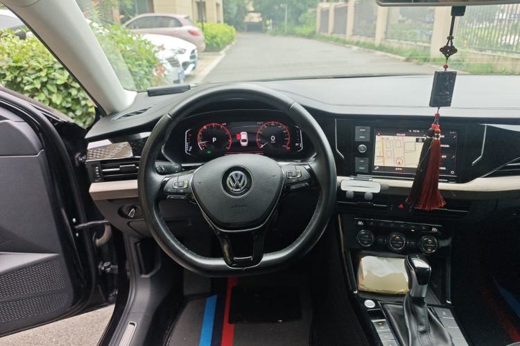 Used Volkswagen Passat 2019 330TSI Luxury Edition China V Standard Steering Wheel