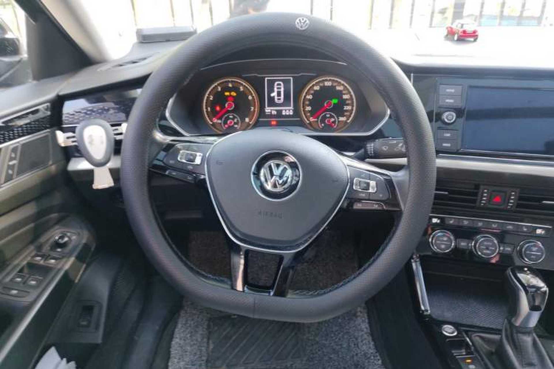 Used Volkswagen Passat 2019 330TSI Elite Edition China V Standard Steering Wheel