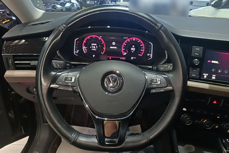Used Volkswagen Passat 2019 330TSI Luxury Edition China V Standard Steering Wheel