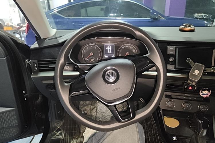 Used Volkswagen Passat 2019 280TSI Business Edition China VI Steering Wheel