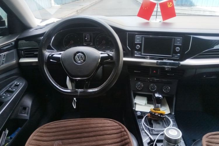 Used Volkswagen Passat 2019 280TSI Business Edition China VI Steering Wheel