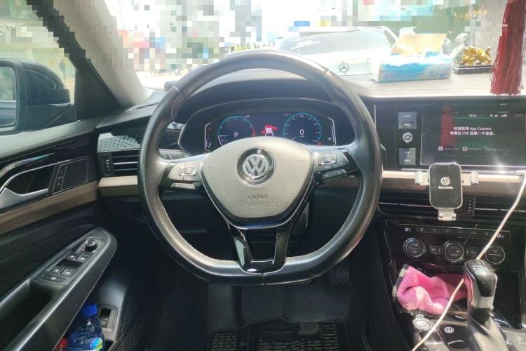 Used Volkswagen Passat 2019 330TSI Luxury Edition China V Standard Steering Wheel