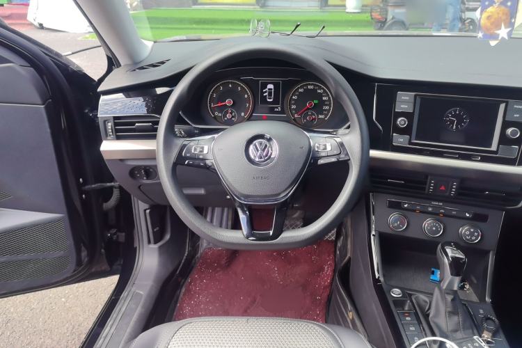 Used Volkswagen Passat 2019 280TSI Business Edition China VI Steering Wheel