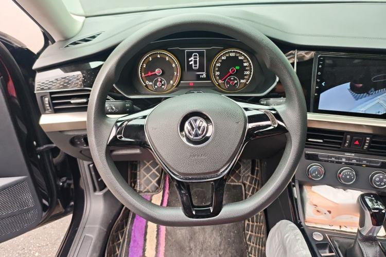 Used Volkswagen Passat 2019 280TSI Business Edition China VI Steering Wheel