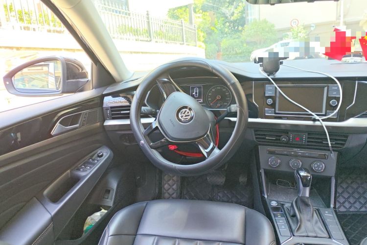 Used Volkswagen Passat 2019 280TSI Business Edition China VI Steering Wheel