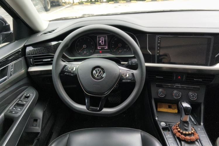 Used Volkswagen Passat 2019 280TSI Business Edition China VI Steering Wheel