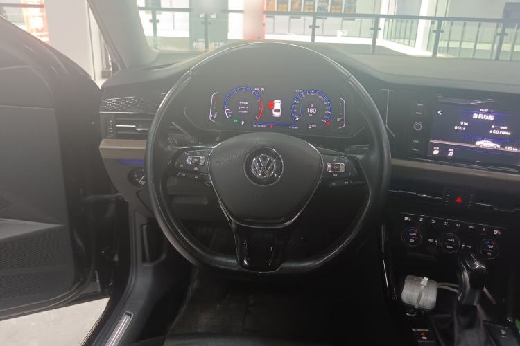 Used Volkswagen Passat 2019 330TSI Luxury Edition China V Standard Steering Wheel