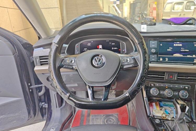 Used Volkswagen Passat 2019 330TSI Luxury Edition China V Standard Steering Wheel