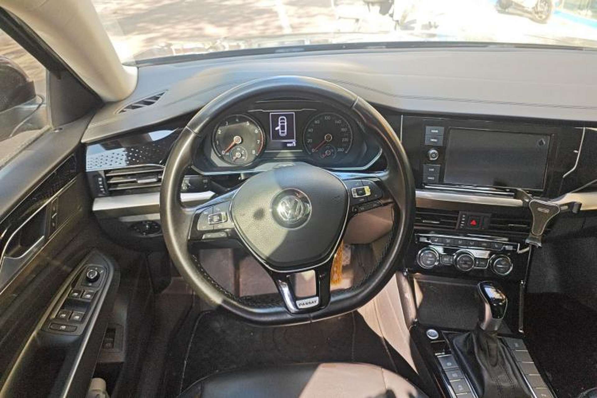 Used Volkswagen Passat 2019 330TSI Elite Edition China V Standard Steering Wheel