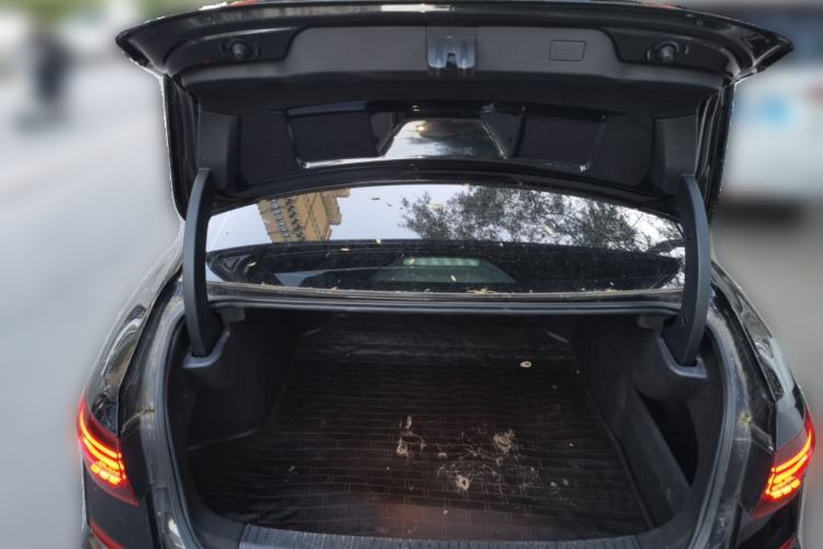 Used Volkswagen Passat 2019 330TSI Elite Edition China VI Trunk