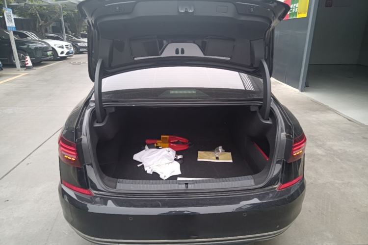 Used Volkswagen Passat 2019 330TSI Elite Edition China V Standard Trunk