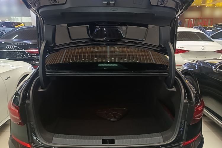 Used Volkswagen Passat 2019 330TSI Luxury Edition China V Standard Trunk