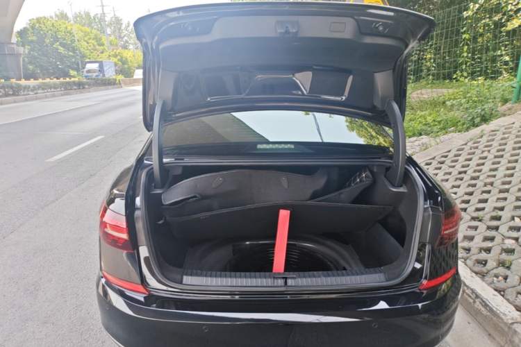 Used Volkswagen Passat 2019 330TSI Luxury Edition China V Standard Trunk