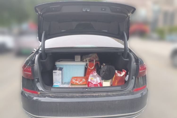 Used Volkswagen Passat 2019 330TSI Luxury Edition China VI Standard Trunk