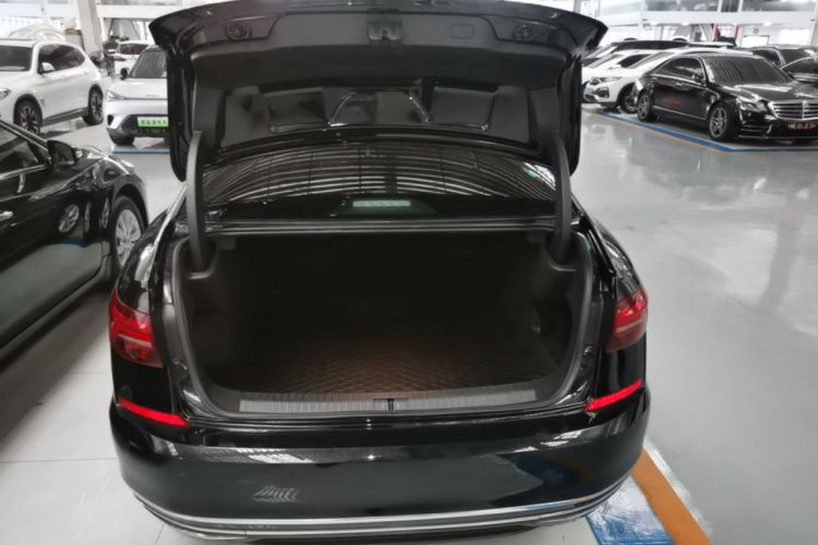 Used Volkswagen Passat 2019 280TSI Business Edition China VI Trunk