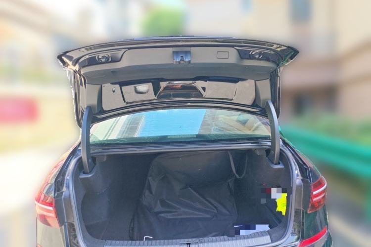 Used Volkswagen Passat 2019 280TSI Business Edition China VI Trunk