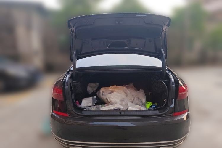 Used Volkswagen Passat 2019 330TSI Luxury Edition China VI Standard Trunk