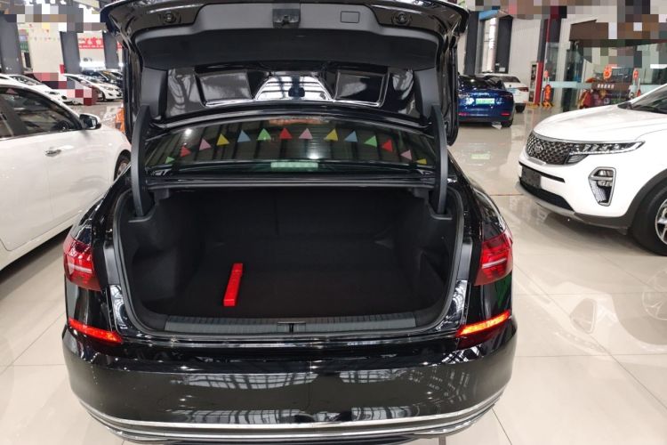 Used Volkswagen Passat 2019 330TSI Luxury Edition China VI Standard Trunk