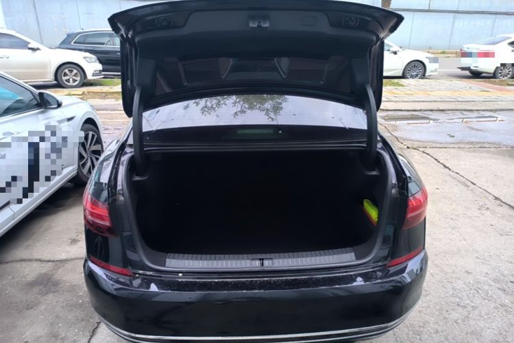 Used Volkswagen Passat 2019 280TSI Business Edition China VI Trunk