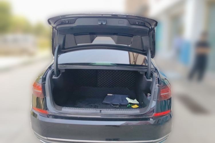 Used Volkswagen Passat 2019 330TSI Luxury Edition China VI Standard Trunk