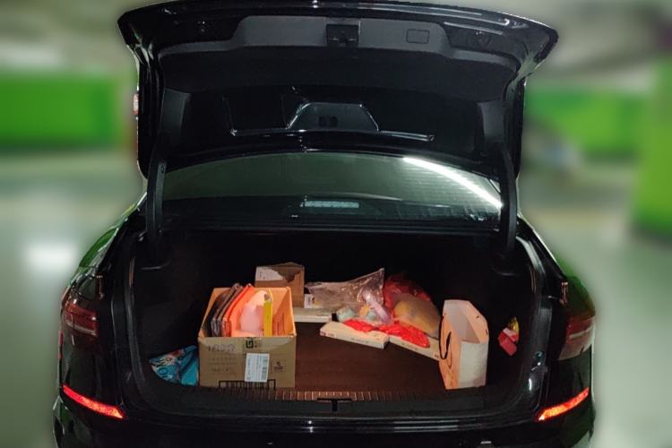 Used Volkswagen Passat 2019 330TSI Luxury Edition China VI Standard Trunk