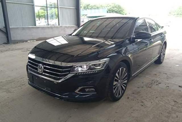 Used Volkswagen Passat 2019 330TSI Luxury Edition China VI Standard