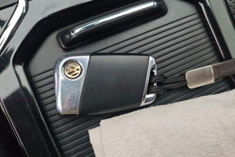 Used Volkswagen Passat 2019 330TSI Luxury Edition China VI Standard Vehicle Key
