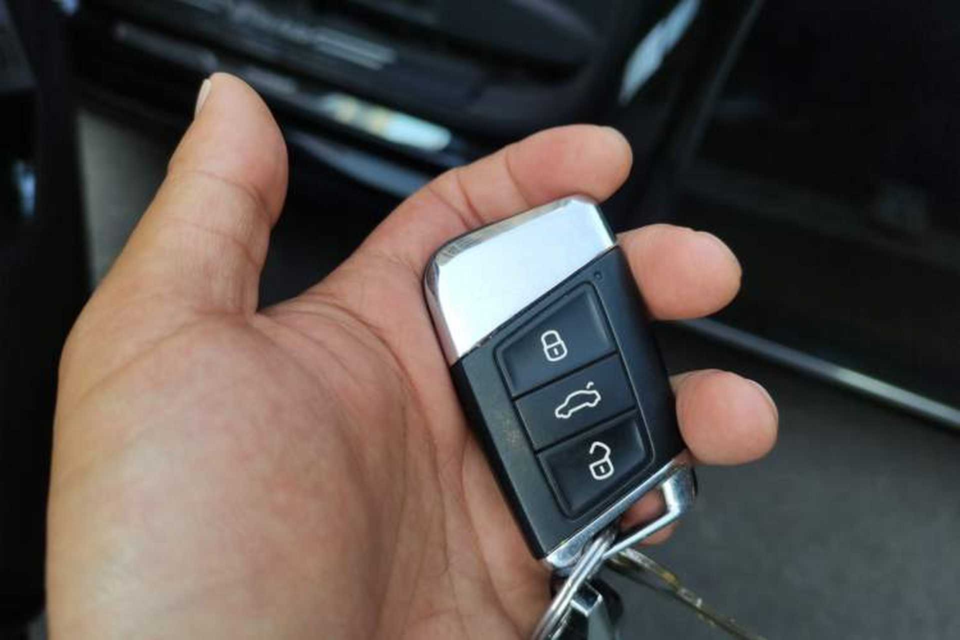 Used Volkswagen Passat 2019 330TSI Elite Edition China V Standard Vehicle Key