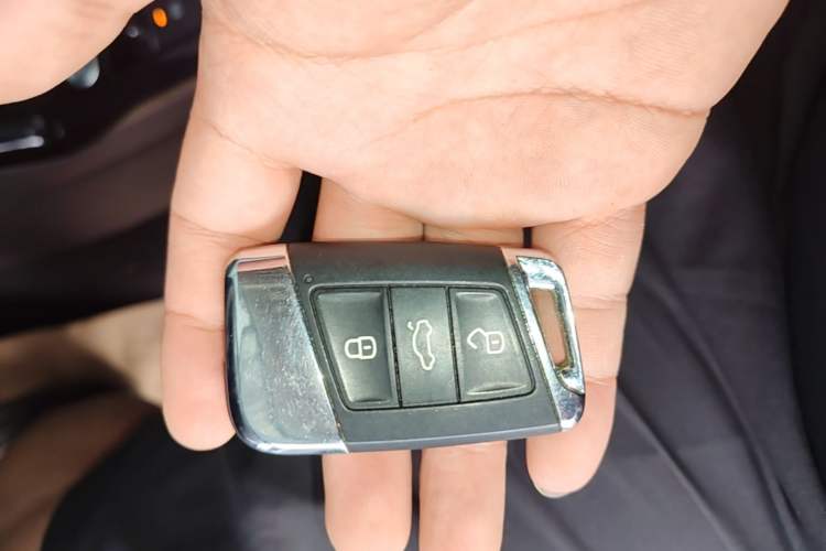 Used Volkswagen Passat 2019 330TSI Prestige Edition China V Standard Vehicle Key