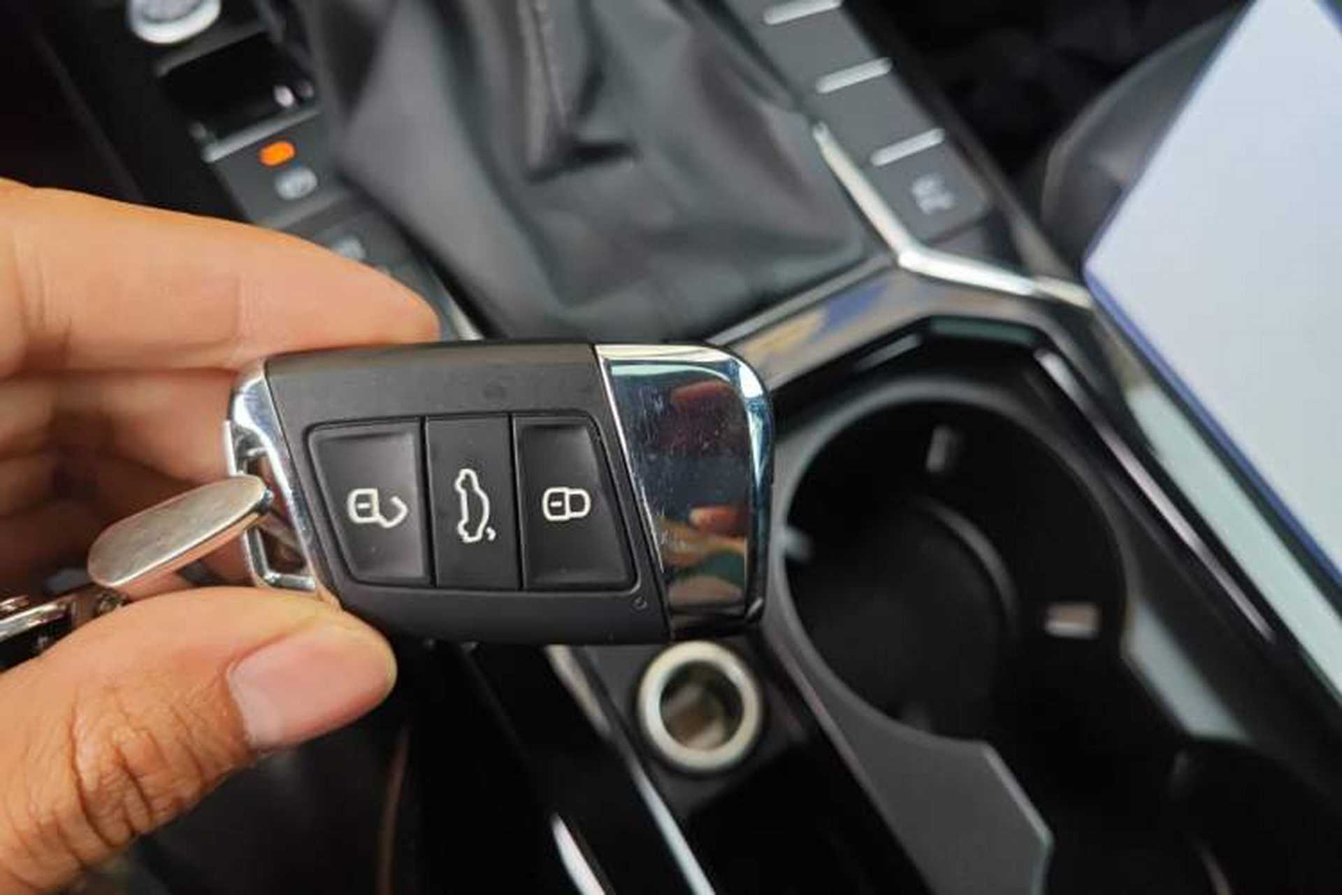 Used Volkswagen Passat 2019 330TSI Prestige Edition China V Standard Vehicle Key