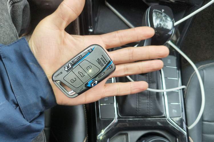 Used Volkswagen Passat 2019 330TSI Elite Edition China V Standard Vehicle Key