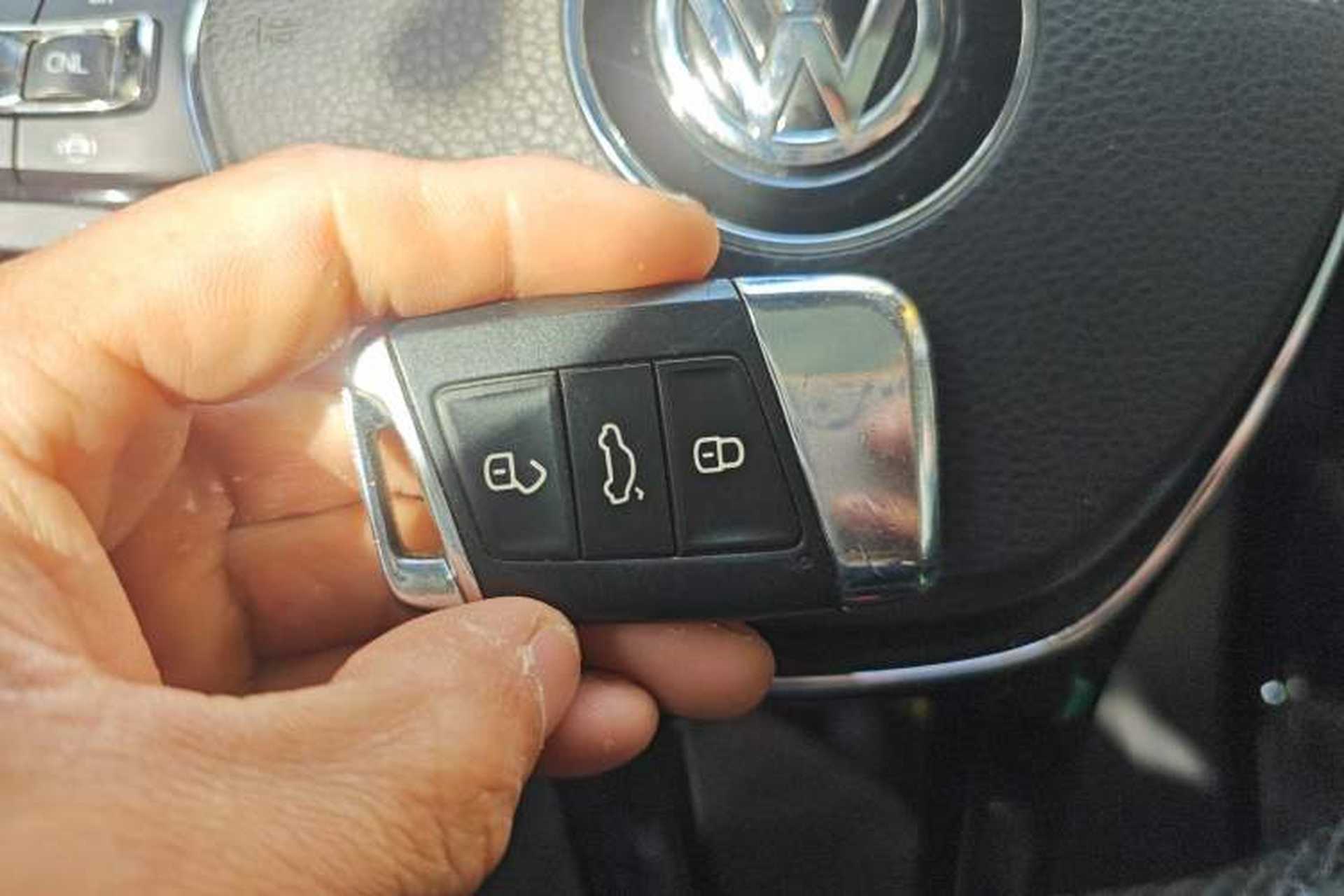 Used Volkswagen Passat 2019 330TSI Elite Edition China V Standard Vehicle Key