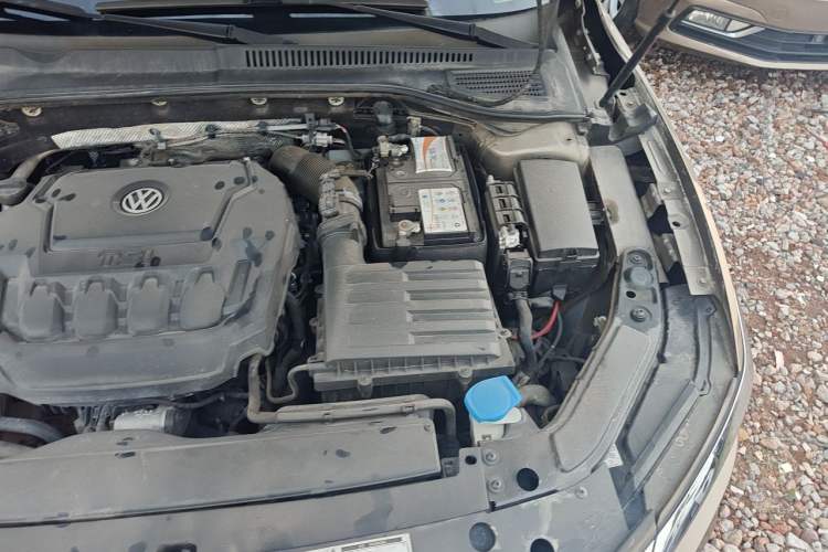 Used Volkswagen Passat 2019 330TSI Elite Edition China V Standard Engine Bay Left